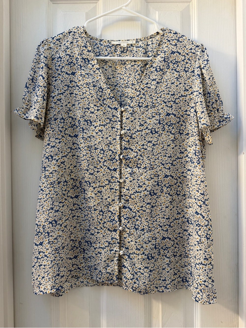Stitchfix Lexy Floral Button Front Blouse Medium - Picture 2 of 10